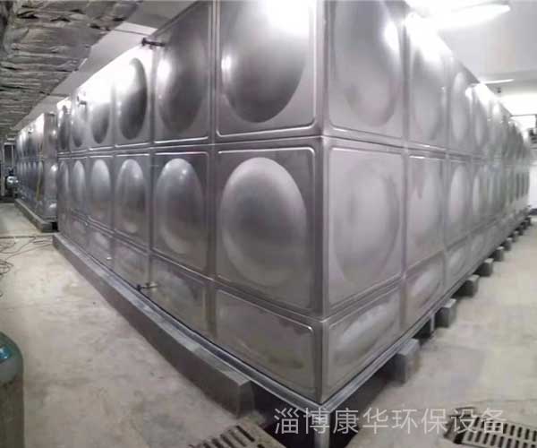 304不銹鋼水箱、不銹鋼板水箱